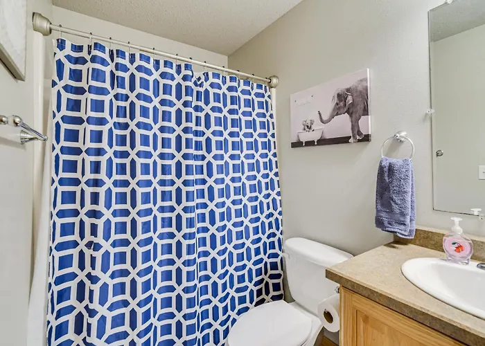 Hot Tub & Fenced Yard: Spacious Home!