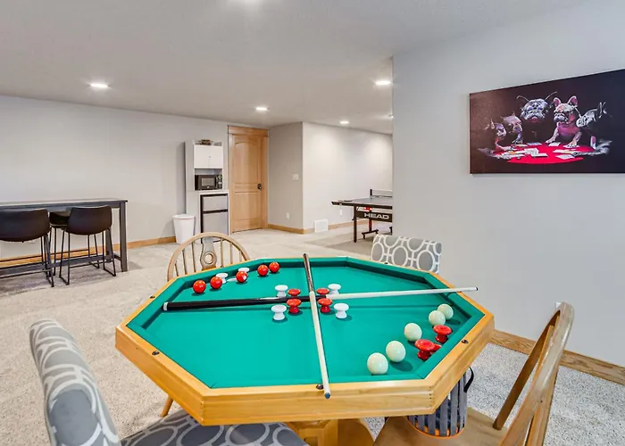Hot Tub & Fenced Yard: Spacious Home!