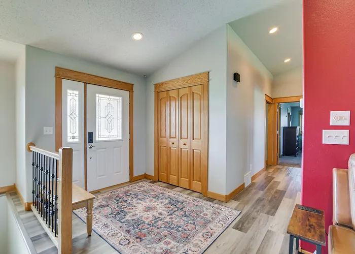 Hot Tub & Fenced Yard: Spacious Home! *